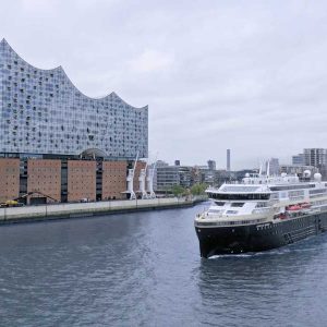 Hurtigruten Expeditie Europa`s Atlantische Highlights | Van Lissabon naar Hamburg
